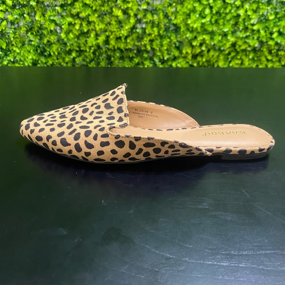 Bamboo Pointed Toe Flats